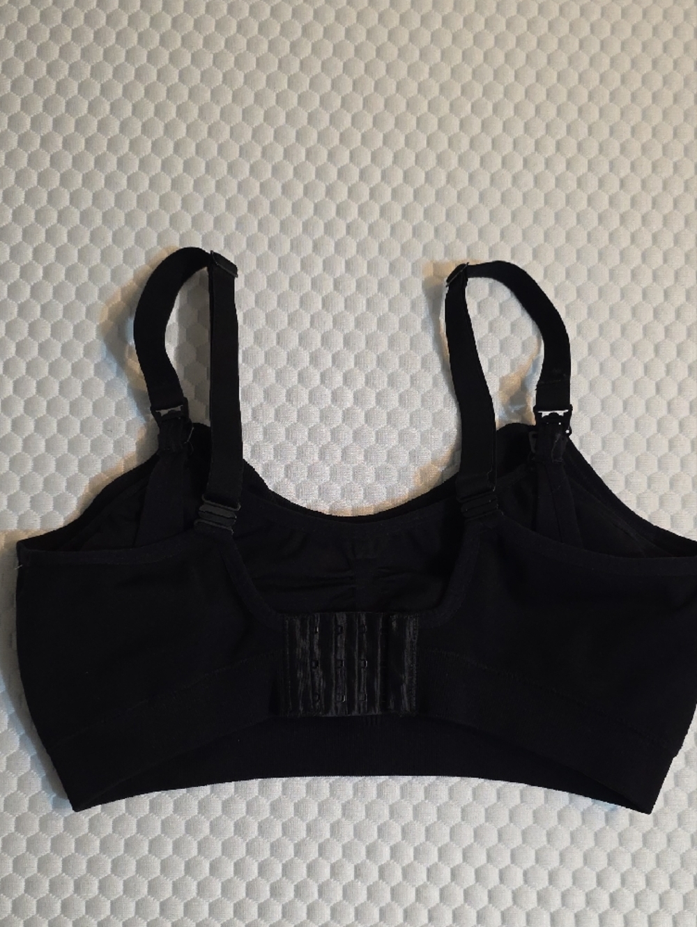 Kindred Bravely Black Wireless Nursing Bralette - Picture 2 of 4